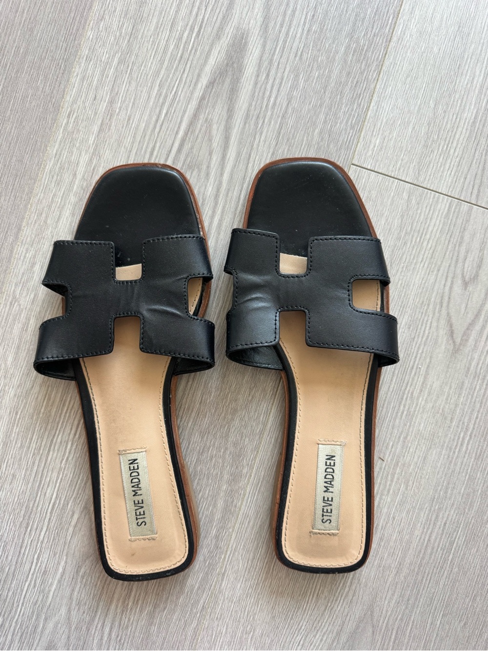 Steve Madden Black Leather Cutout Slide Mules